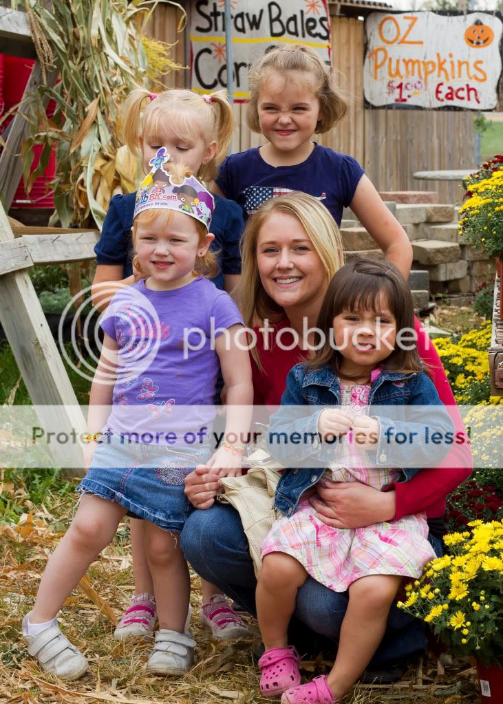 IMAGE: http://i975.photobucket.com/albums/ae239/RickZPhoto/10092010%20Pumpkin%20Patch/_MG_1207_5x7.jpg