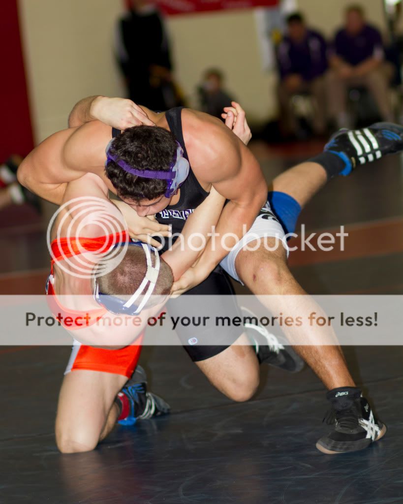 IMAGE: http://i975.photobucket.com/albums/ae239/RickZPhoto/32221005_8x10.jpg