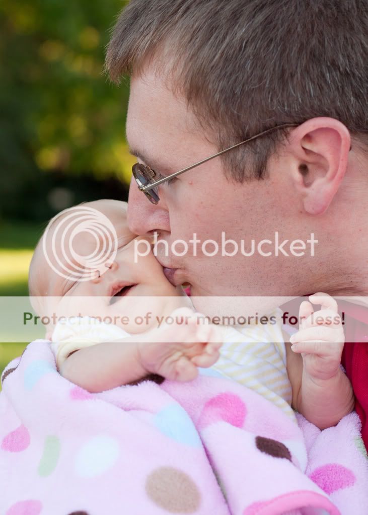 IMAGE: http://i975.photobucket.com/albums/ae239/RickZPhoto/Children%20and%20Babies/1010624740__mg_0659_5x7.jpg