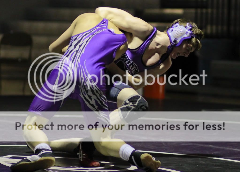 IMAGE: http://i975.photobucket.com/albums/ae239/RickZPhoto/_MG_2423_5x7.jpg