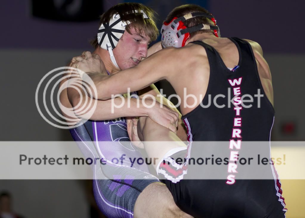 IMAGE: http://i975.photobucket.com/albums/ae239/RickZPhoto/_MG_2736_5x7.jpg