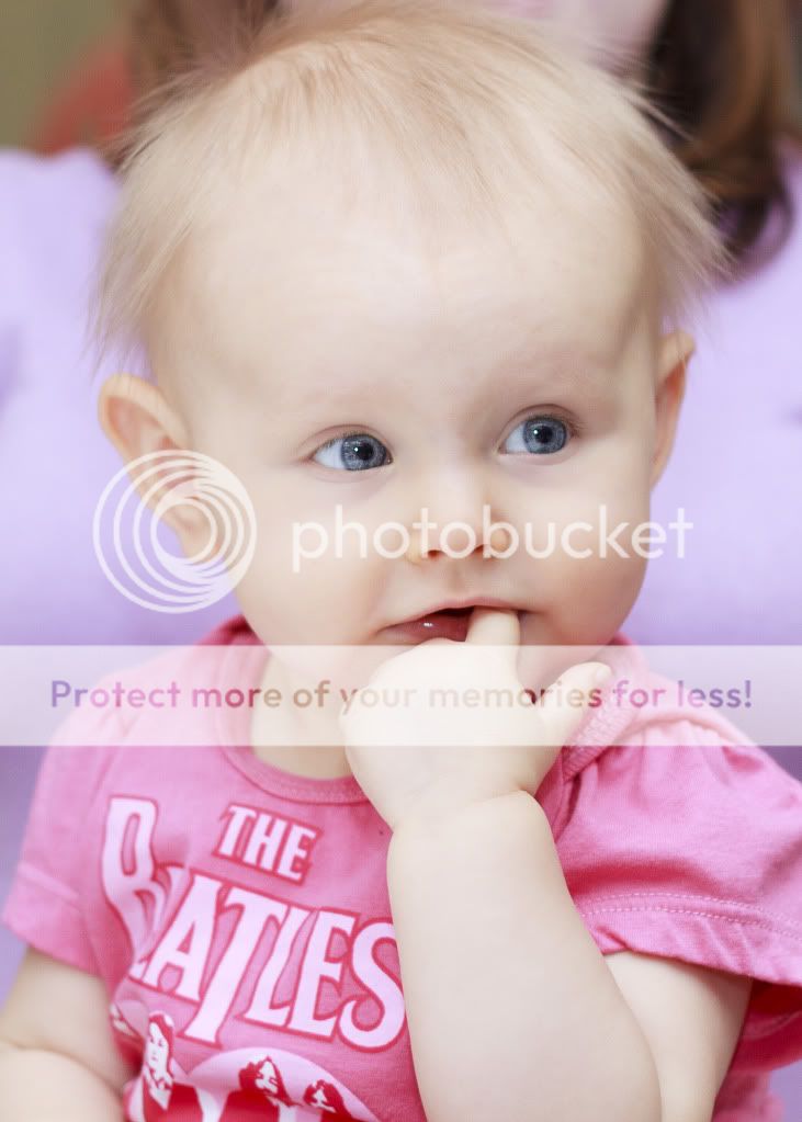 IMAGE: http://i975.photobucket.com/albums/ae239/RickZPhoto/_MG_5866_5x7.jpg