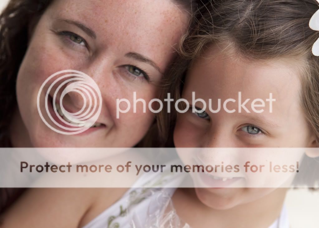 IMAGE: http://i975.photobucket.com/albums/ae239/RickZPhoto/_MG_8138_5x7.jpg